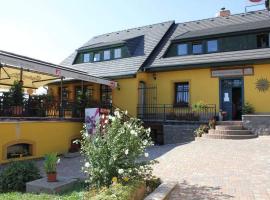 Penzion/Motorest Na Písku, holiday rental in Čáslav