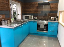 Treetops flat2 Hall Green B28, hotel i Birmingham