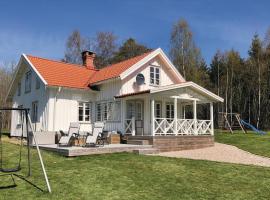 Lovely Home In Sollebrunn With Wifi, cottage in Sollebrunn