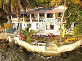 Hostal La Mariapolis, beach hotel sa Necoclí