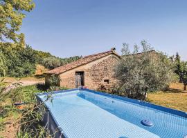 Stunning Home In Visan With 2 Bedrooms, Private Swimming Pool And Outdoor Swimming Pool, casa per le vacanze a Visan