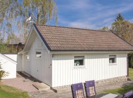 Amazing Home In Nttraby With Kitchen โรงแรมในNättrabyhamn