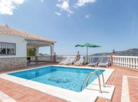 Stunning Home In Frigiliana With 3 Bedrooms, Wifi And Swimming Pool, 4-звезден хотел в Фригиляна