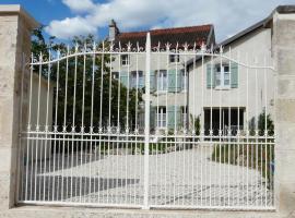 La Promenade en Champagne, accessible hotel in Mussy-sur-Seine