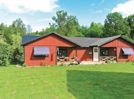 Nice Home In Grnna With Wifi, hotel with parking in Gränna