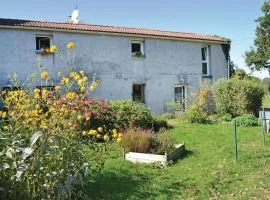 Stunning Home In St Avaugourd Des Lande