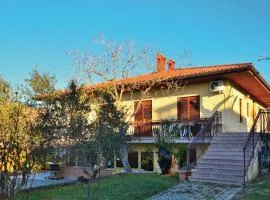 Lovely Apartment In Izola With Kitchen