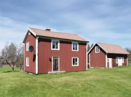 Two-Bedroom Holiday Home In Lenhovda