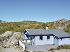 Nice Home In Lindesnes With Kitchen，Stusvik的小屋