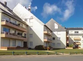 1 Bedroom Nice Apartment In Grandcamp Maisy