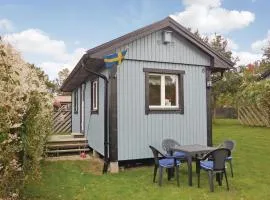Beautiful Home In Gäsrsnäs With Wifi