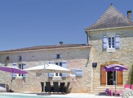 Nice Home In Puy Levque With 3 Bedrooms, Wifi And Outdoor Swimming Pool, hotell i Puy-lʼÉvêque