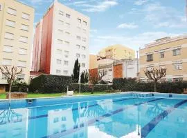 Amazing Apartment In Pineda De Mar With 4 Bedrooms And Outdoor Swimming Pool