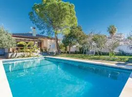 Nice Home In Arcos De La Frontera With Kitchen