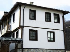 Galabova Guesthouse、Delchevoのホテル