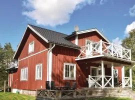 4 Bedroom Nice Home In Årjäng