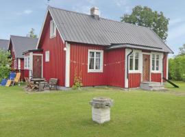 Stunning Home In Lttorp With Wifi, rumah liburan di Löttorp