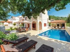 Stunning Home In Zaton Veliki With 5 Bedrooms, Wifi And Outdoor Swimming Pool