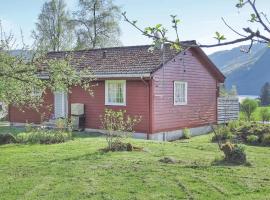 Beautiful Home In Hovsherad With Kitchen, villa a Handeland