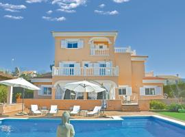 Nice Home In Lluchmajor With 5 Bedrooms, Wifi And Outdoor Swimming Pool, overnachtingsmogelijkheid in Sa Torre