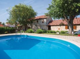 Nice Home In Lozovac With 3 Bedrooms, Wifi And Outdoor Swimming Pool, Hotel in Lozovac