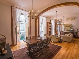 Classic Lisbon Downtown Apartment