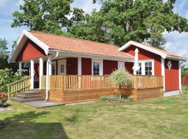 Awesome Home In Lttorp With Kitchen, hotel en Löttorp