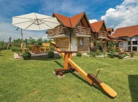 Nice Home In Licko Lesce With Wifi