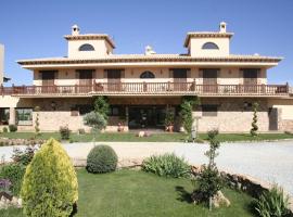 Hotel Rural Los Nogales, hotel in Pozo Alcón