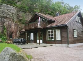 Jåsund에 위치한 주차 가능한 호텔 Awesome Home In Lindesnes With 6 Bedrooms And Sauna