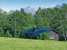 Holiday Home Isfjorden Isfjorden, ξενοδοχείο σε Tokle