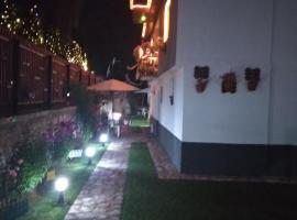 Vila MAGDA, хотел в Маврово