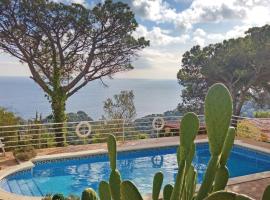 Gorgeous Home In Blanes, viešbutis Blanese