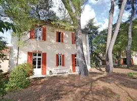 Lovely Home In Puymeras With Kitchen