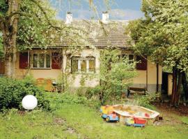 Ferienhaus Alex, hotel in Arzberg