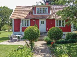 Amazing Home In Slvesborg With Kitchen，Hällevik的飯店