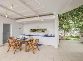 2 Bedroom Cozy Home In Marina Di Ragusa