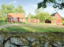 Stunning Home In Hallaryd With Kitchen, hótel í Hallaryd