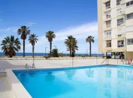 Wonderful Studio Apartment in front of the beach