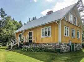 Stunning Home In Asarum With 2 Bedrooms, cazare din Askaremåla