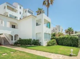 Stunning Apartment In Riviera Del Sol