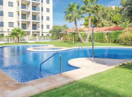 Stunning Apartment In El Campello With 2 Bedrooms, Outdoor Swimming Pool And Swimming Pool, hotel en El Campello