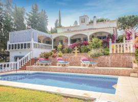 Nice Apartment In Urb El Chaparral, hotel in Mijas Costa