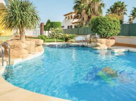 Awesome Apartment In Orihuela Costa With 2 Bedrooms, Outdoor Swimming Pool And Wifi, 4 stjörnu hótel í Orihuela Costa