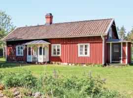 Beautiful Home In lgars With Wifi, отель в городе Älgarås