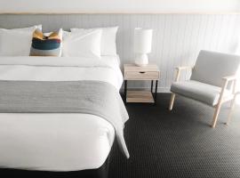 Eight Spence: Warrnambool şehrinde bir motel