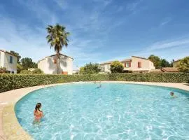 Stunning Home In Aigues-mortes With Wifi, Outdoor Swimming Pool And 3 Bedrooms