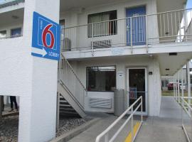 Motel 6-Austin, TX - North Central, hotel Austinban