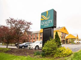 Quality Inn Cromwell - Middletown，克倫威爾的寵物友善飯店