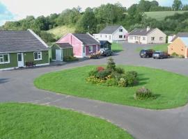 Clonandra Cottages, casa rústica em Belturbet